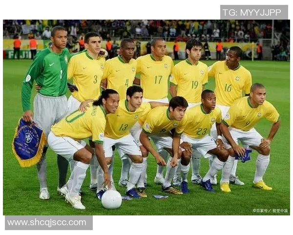 小黑巴西足球明星的真实身份揭秘及其辉煌成就分析